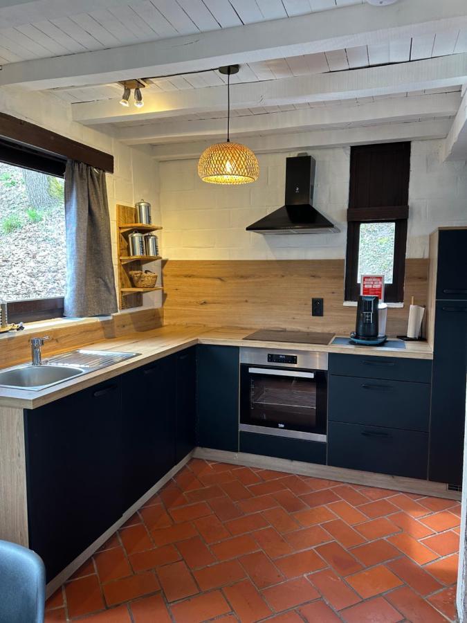Charmant chalet dans un domaine boisé Blaimont Esterno foto